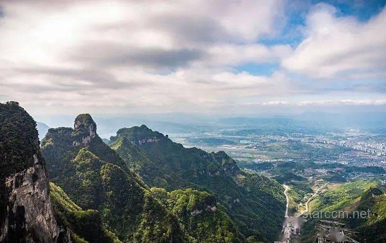 桂林旅游五年亏损之谜：游客量锐减背后的深层次原因
